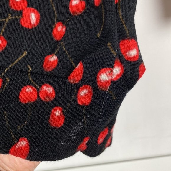 J.Crew S Cherry Print Tippi Sweater Black & Red 100% Merino Wool - Picture 10 of 12
